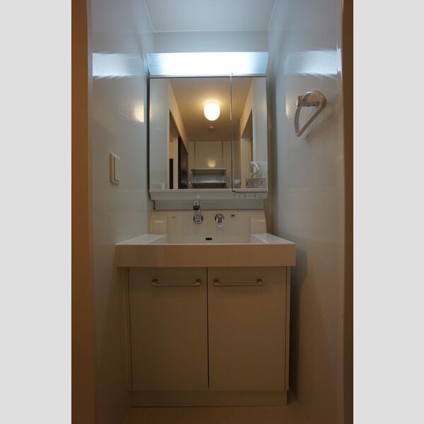 洗面所 (洗面化粧台)