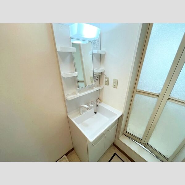 洗面所 (洗面所)