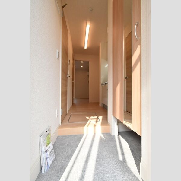 玄関 (玄関)