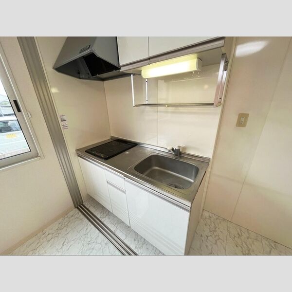 キッチン (キッチン)