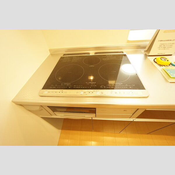 キッチン (IHクッキングヒーター)