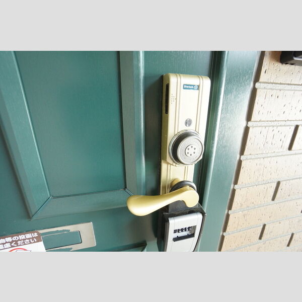 玄関 (玄関　カードキー)