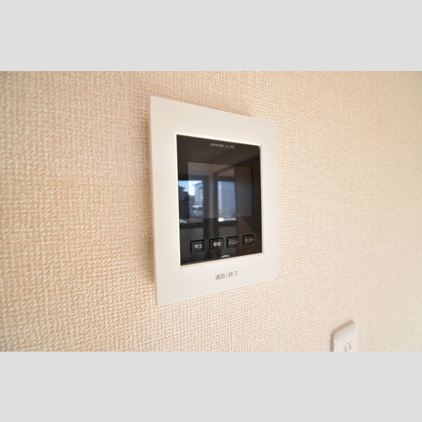 その他設備 (モニター付きインターホン)