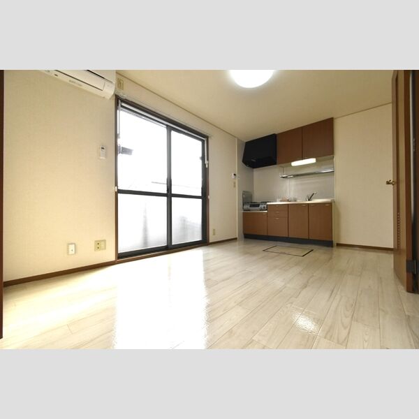 居室・リビング (DK)