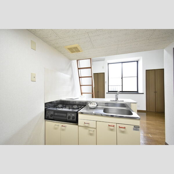 キッチン (キッチン)