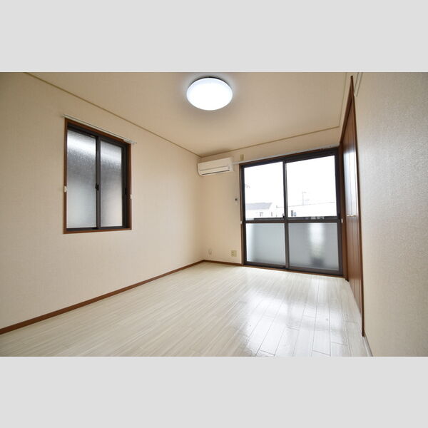 その他 (洋室①)