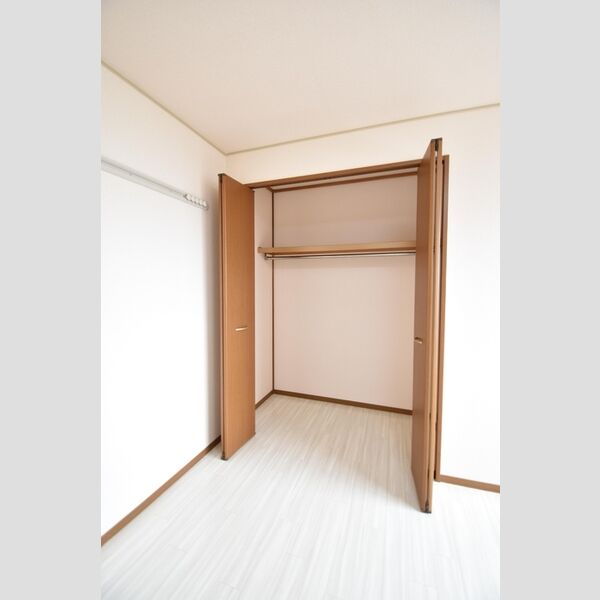 収納 (クローゼット)