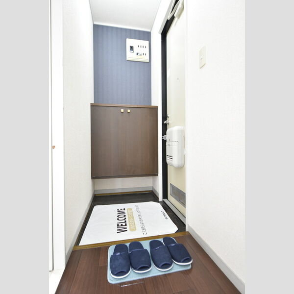 玄関 (玄関)