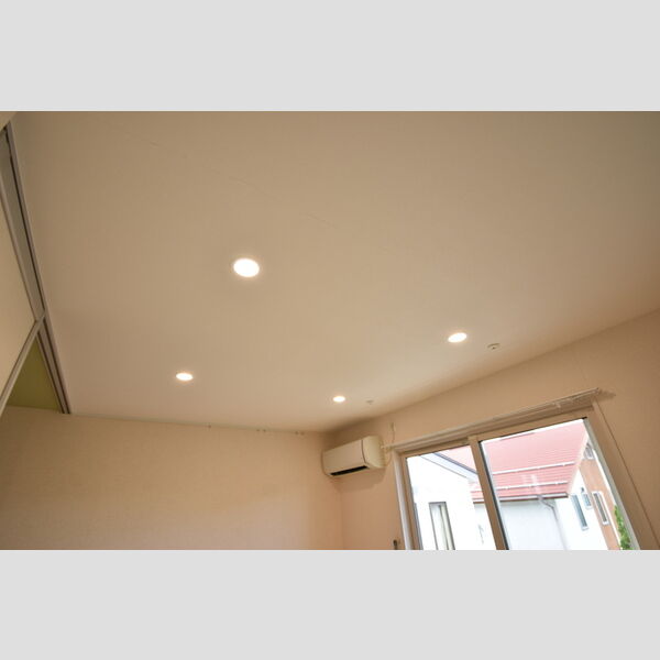 その他設備 (ダウンライト)