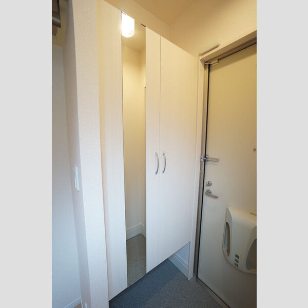 玄関 (シューズボックス　ミラー付き)