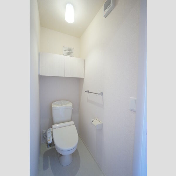 トイレ (温水洗浄暖房便座)