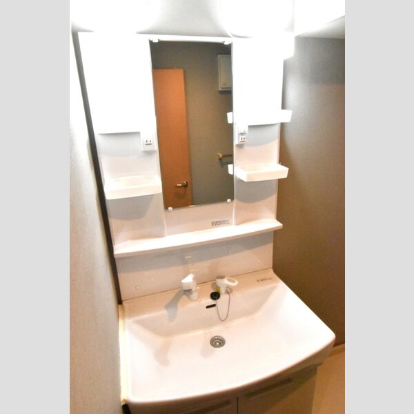 洗面所 (洗面台)