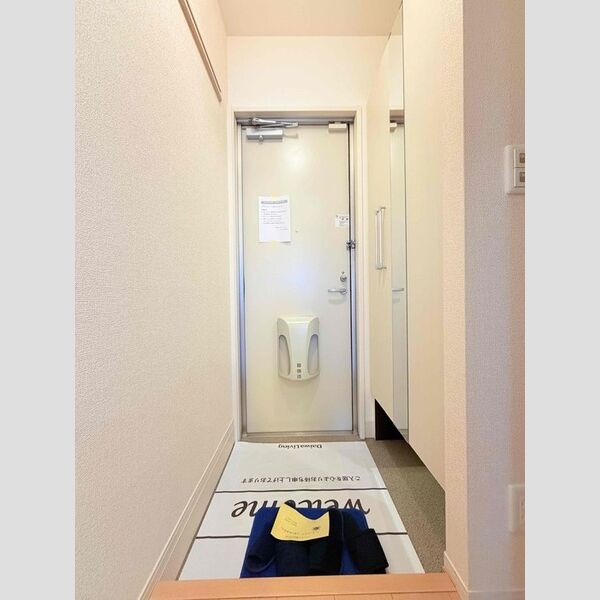 玄関 (玄関)