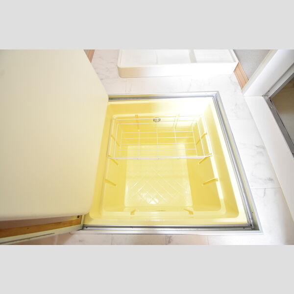 その他設備 (床下収納)