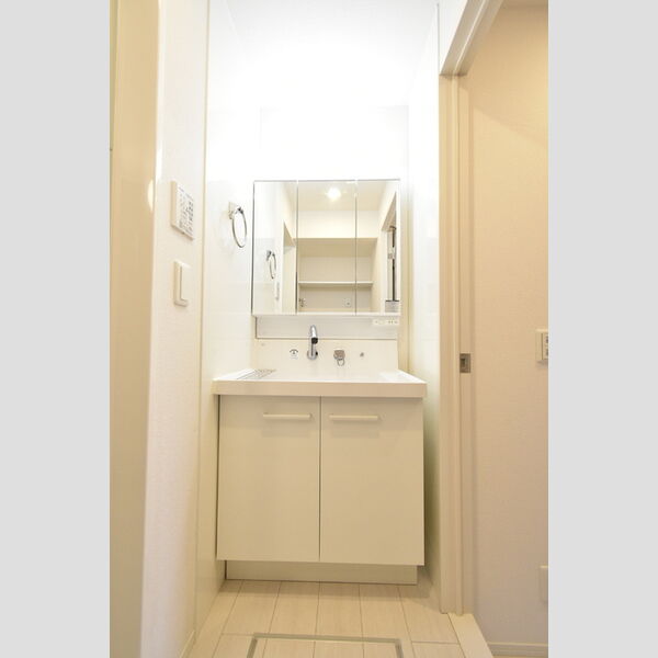 洗面所 (洗面室)