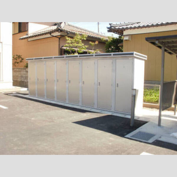 その他 (外部物置)