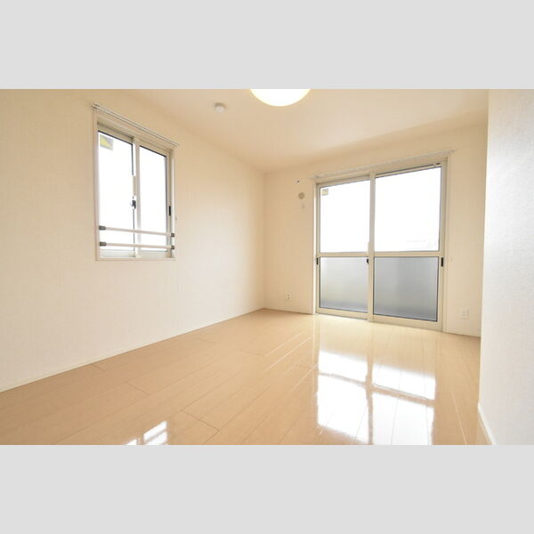 その他 (洋室②)