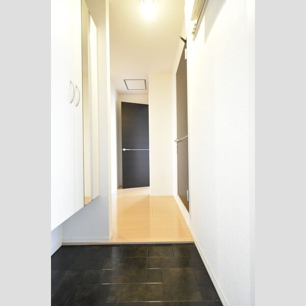 玄関 (玄関)