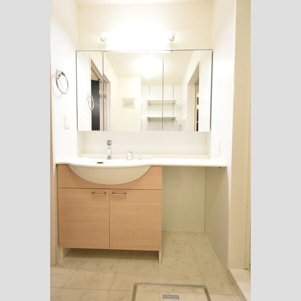 洗面所 (洗面台)