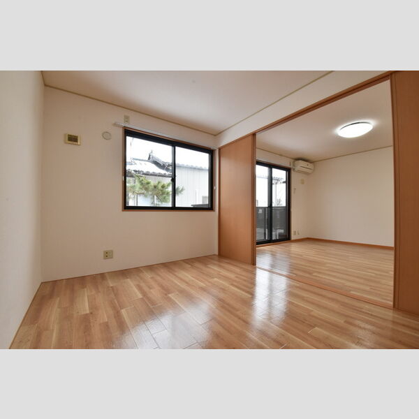 その他 (洋室①)