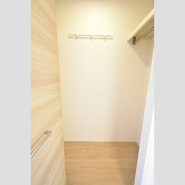 収納 (ウォークインクローゼット)