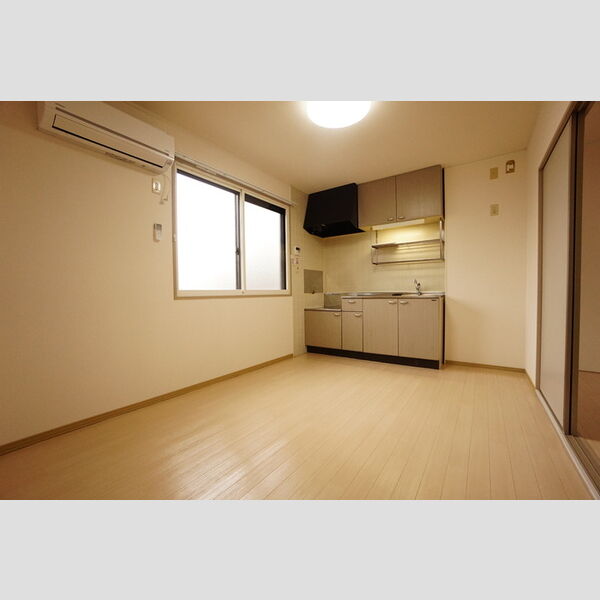 居室・リビング (ダイニングキッチン)