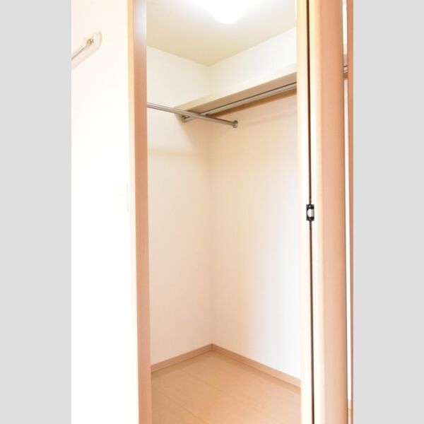 収納 (ウォークインクローゼット)