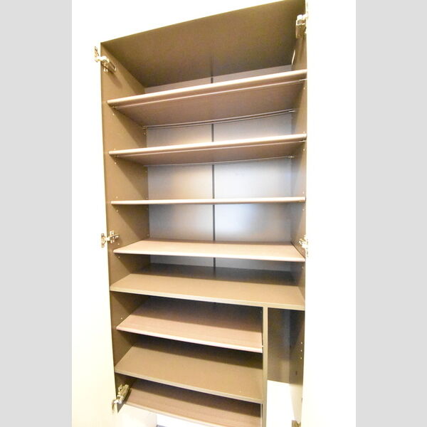 玄関 (シューズボックス)