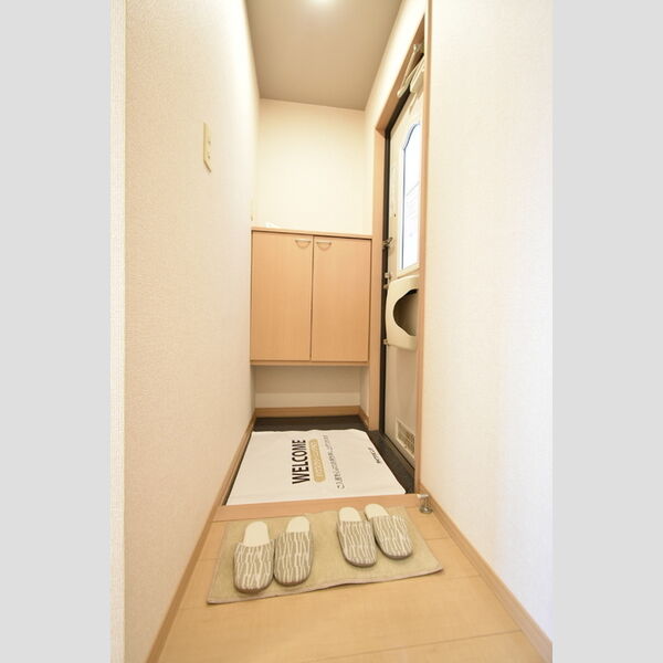 玄関 (玄関)