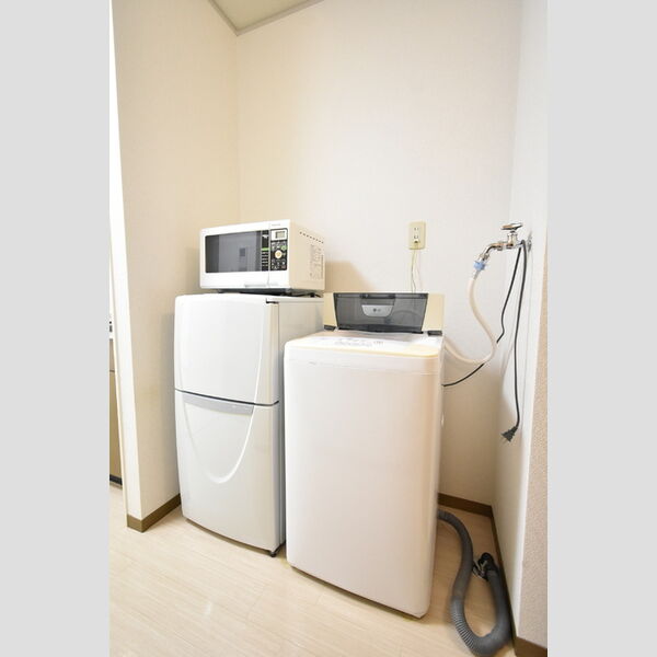 その他設備 (備付家具)