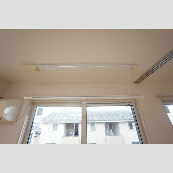 その他 (室内物干し)