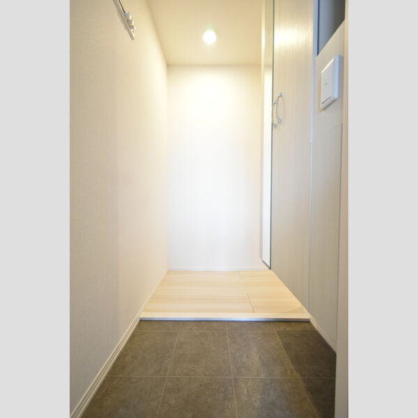 玄関 (玄関)