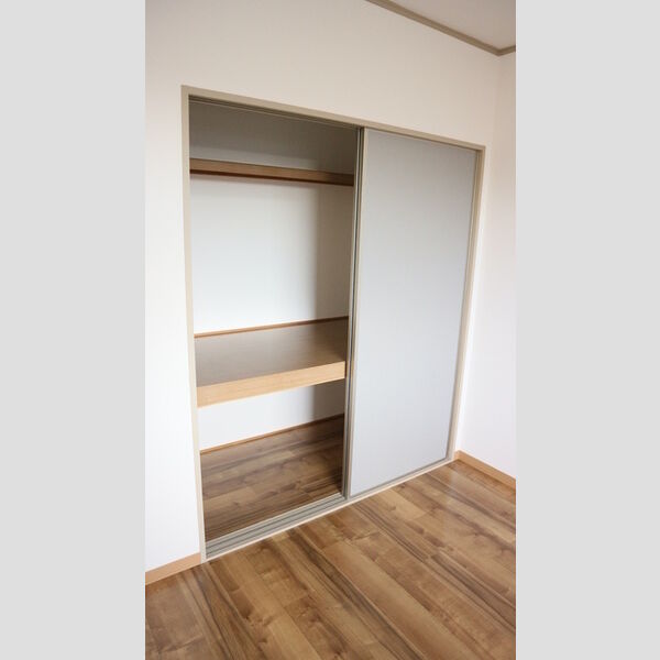 その他 (押入れ)