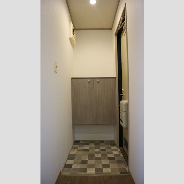 玄関 (玄関)