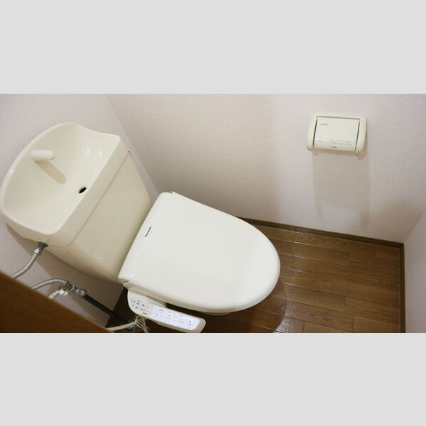 トイレ (温水洗浄便座)