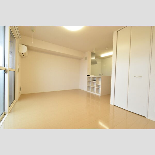 居室・リビング (リビング別アングル)