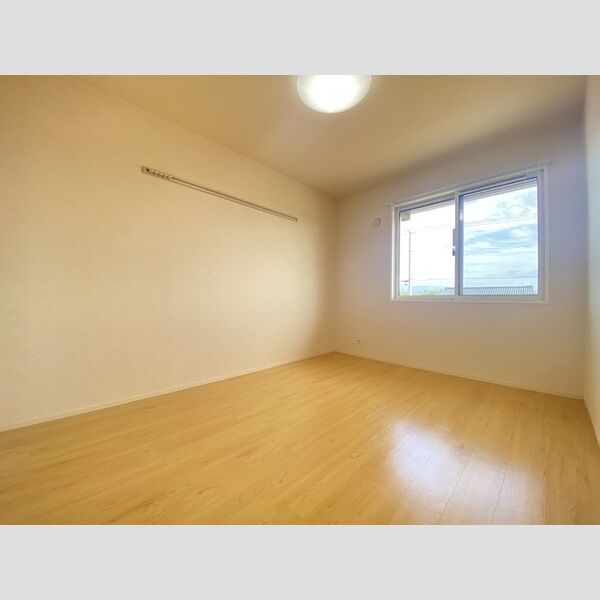 その他 (洋室①)