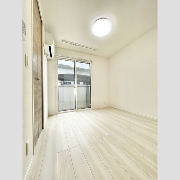 その他 (洋室②)