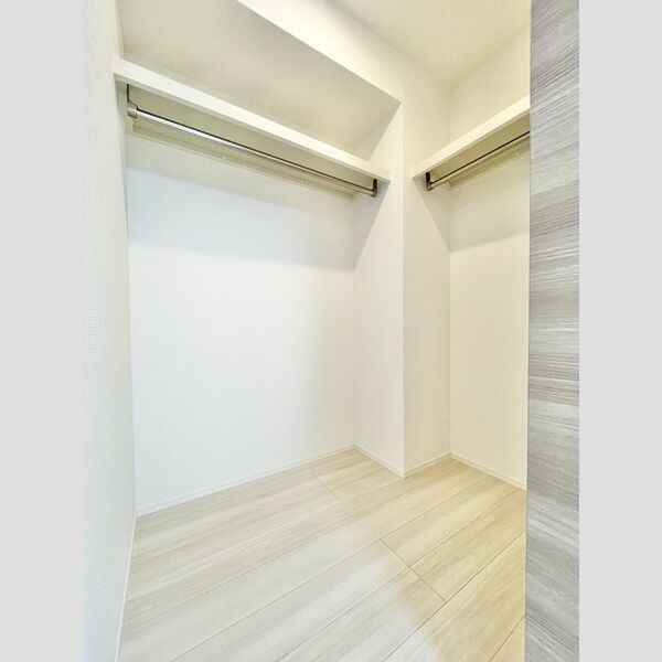 収納 (ウォークインクローゼット)