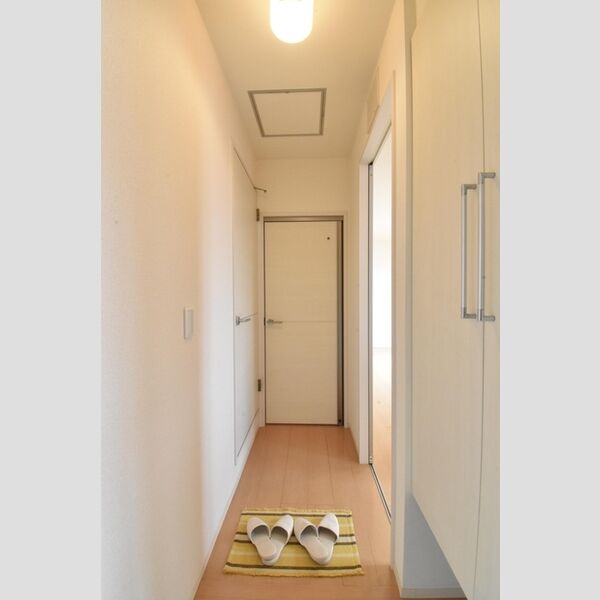 玄関 (玄関)