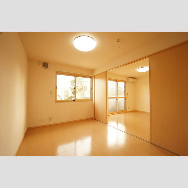 その他 (洋室①)