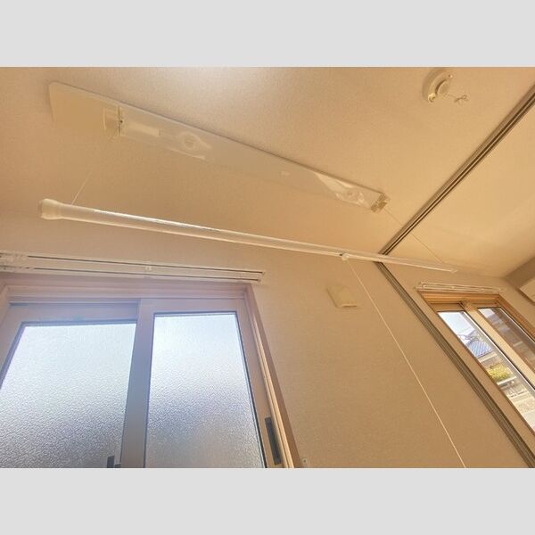 その他 (室内物干し)