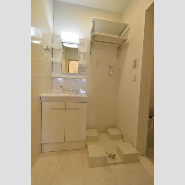 洗面所 (洗面室)