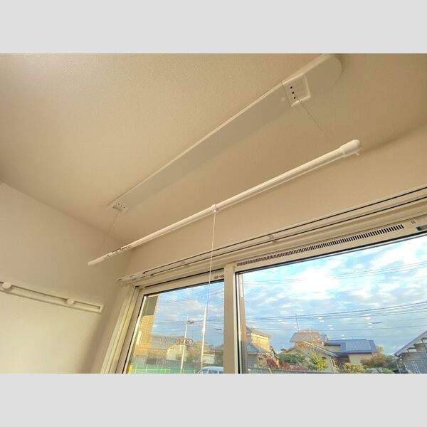 その他 (室内物干し)