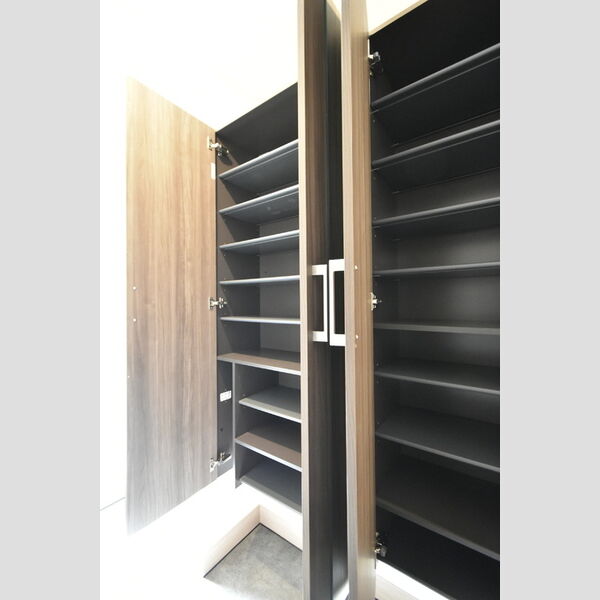 収納 (シューズボックス)