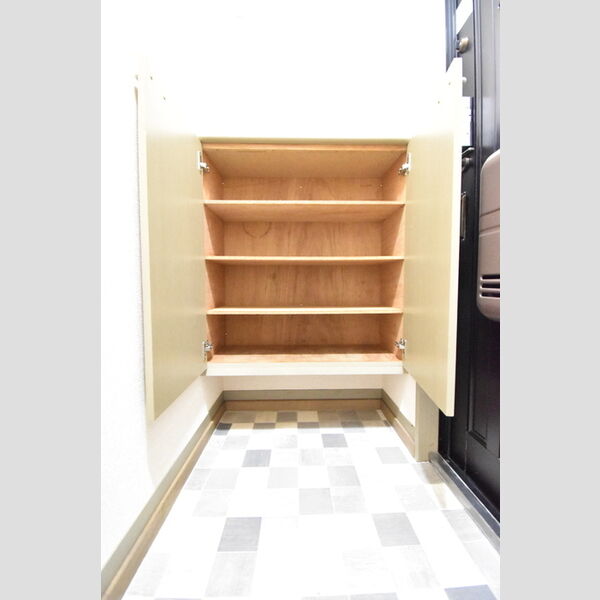 玄関 (シューズボックス)