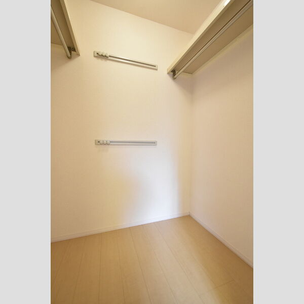 収納 (ウォークインクローゼット)