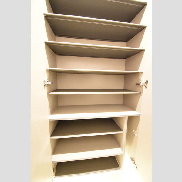 玄関 (シューズボックス)