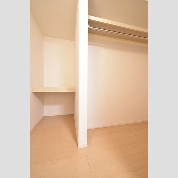 収納 (ウォークインクローゼット)