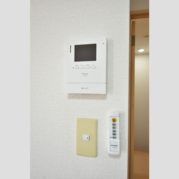 その他設備 (TVモニターホン)